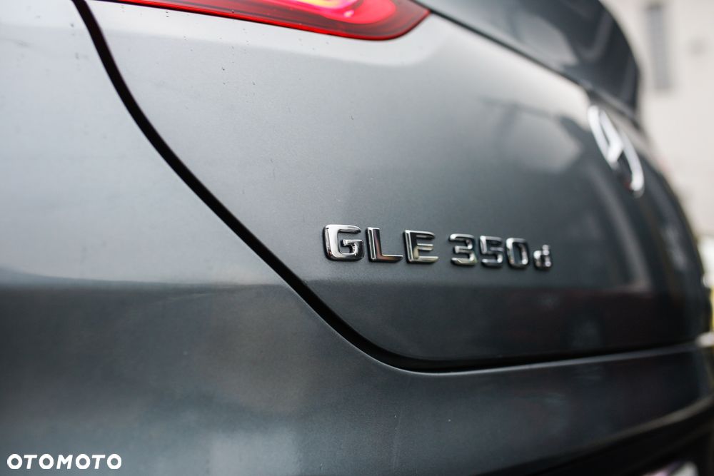 Mercedes-Benz GLE 350 d 4-Matic - 11