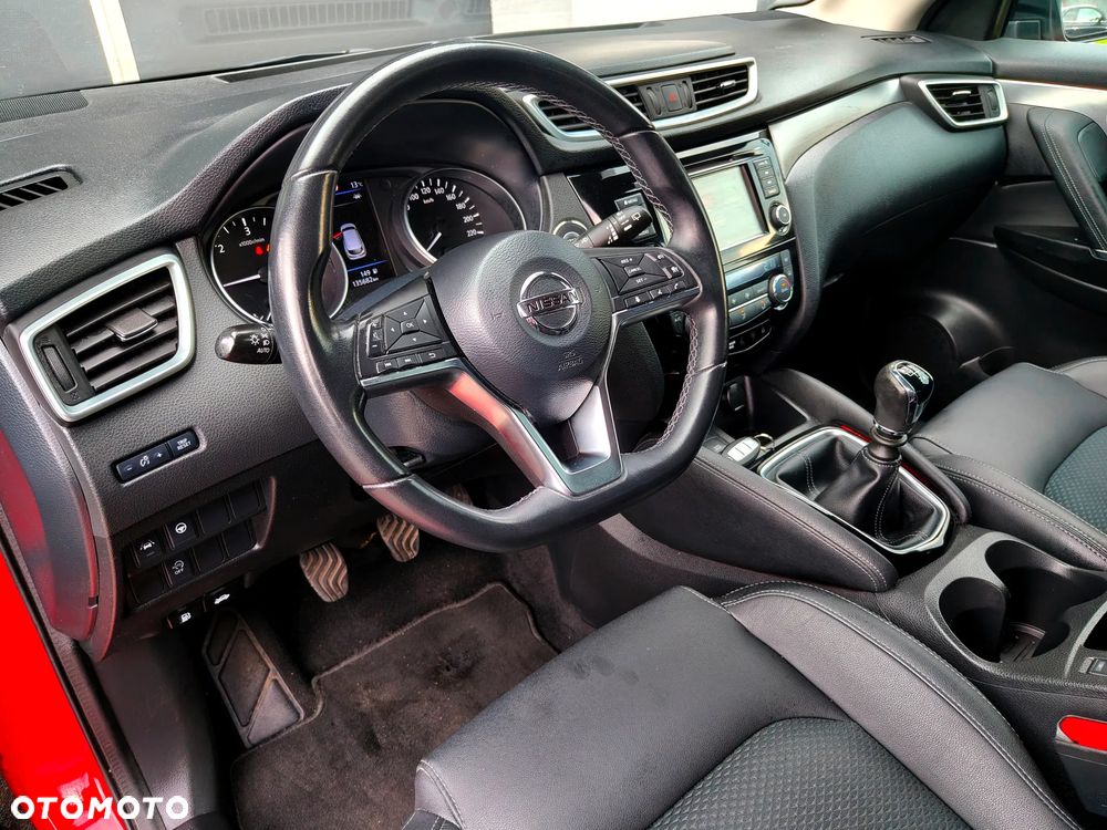 Nissan Qashqai 1.7 dCi TEKNA - 21