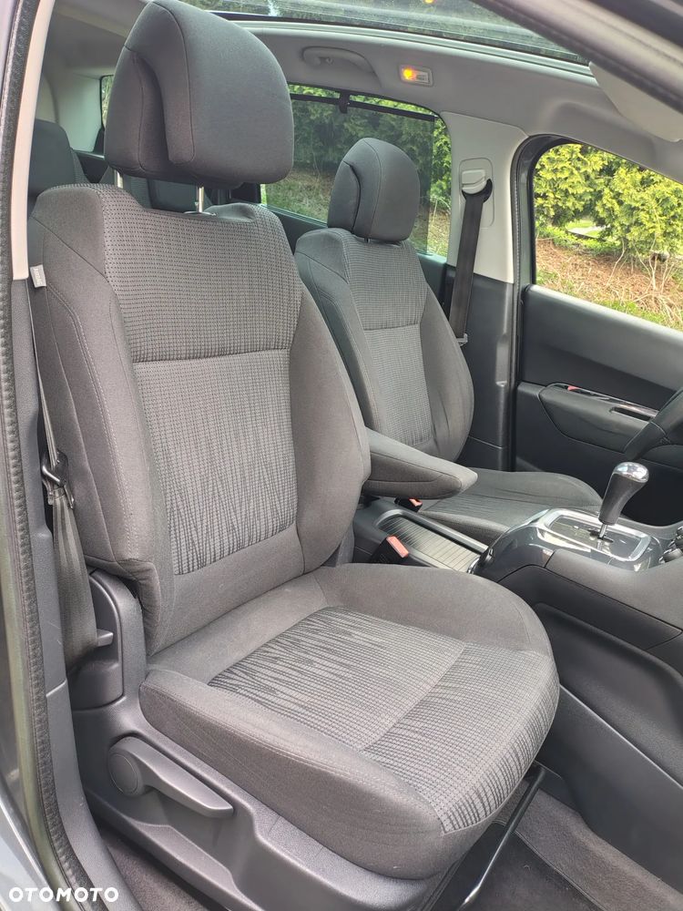 Peugeot 5008 - 13