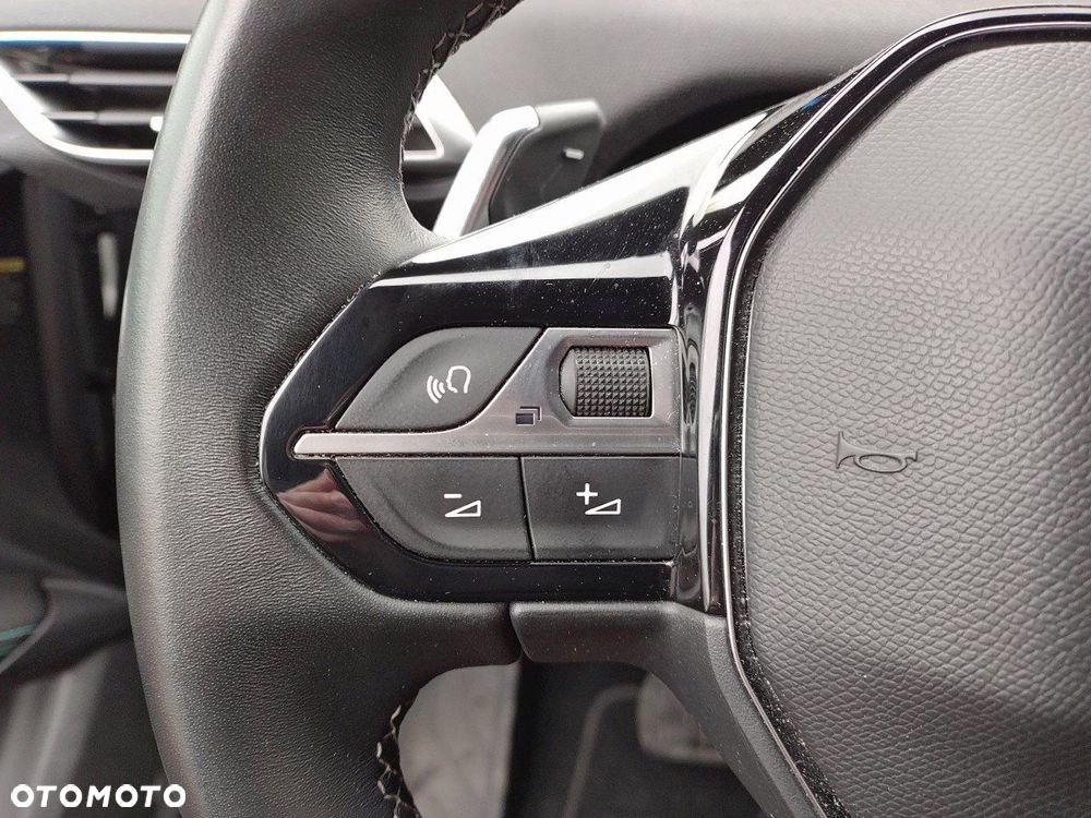 Peugeot 5008 1.5 BlueHDi Allure Pack S&S EAT8 - 17