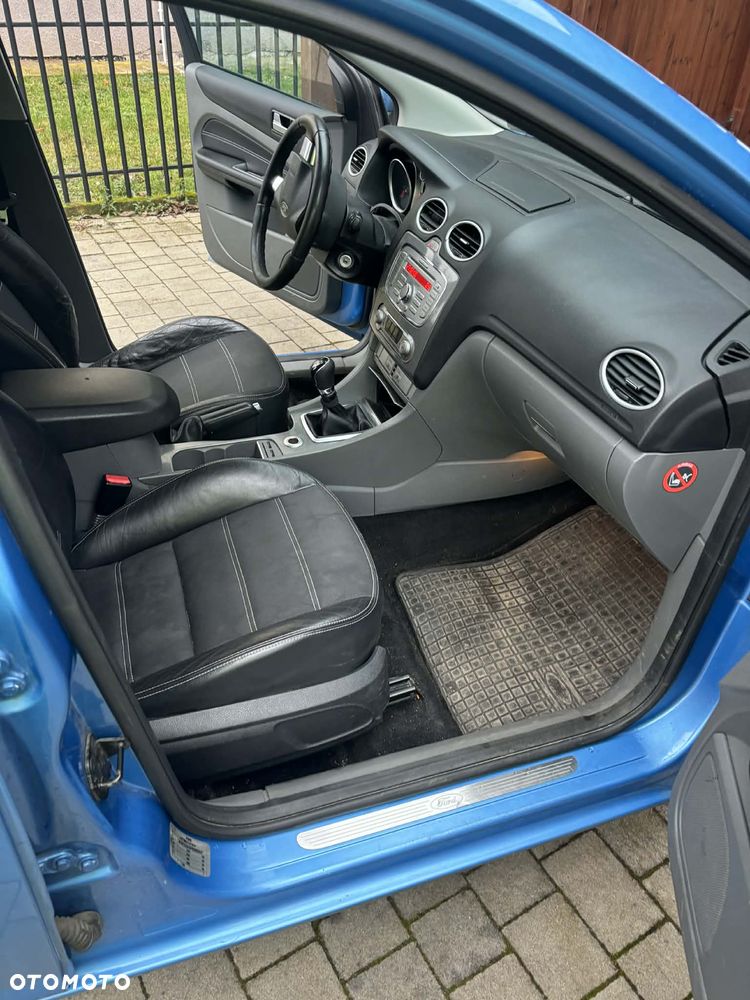 Ford Focus 1.8 FF Platinium X - 6