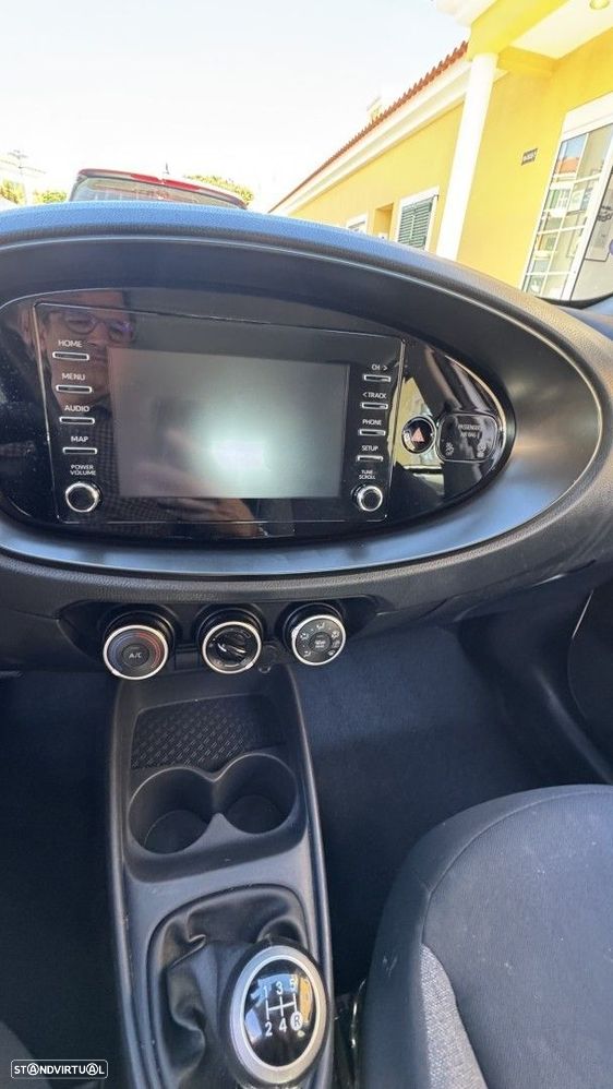 Toyota Aygo 1.0 X-Play Plus - 13