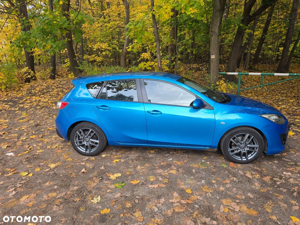 Mazda 3 2010 photo 3