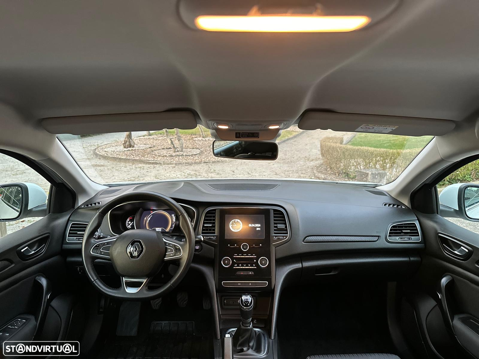 Renault Mégane Sport Tourer 1.5 Blue dCi Zen - 10