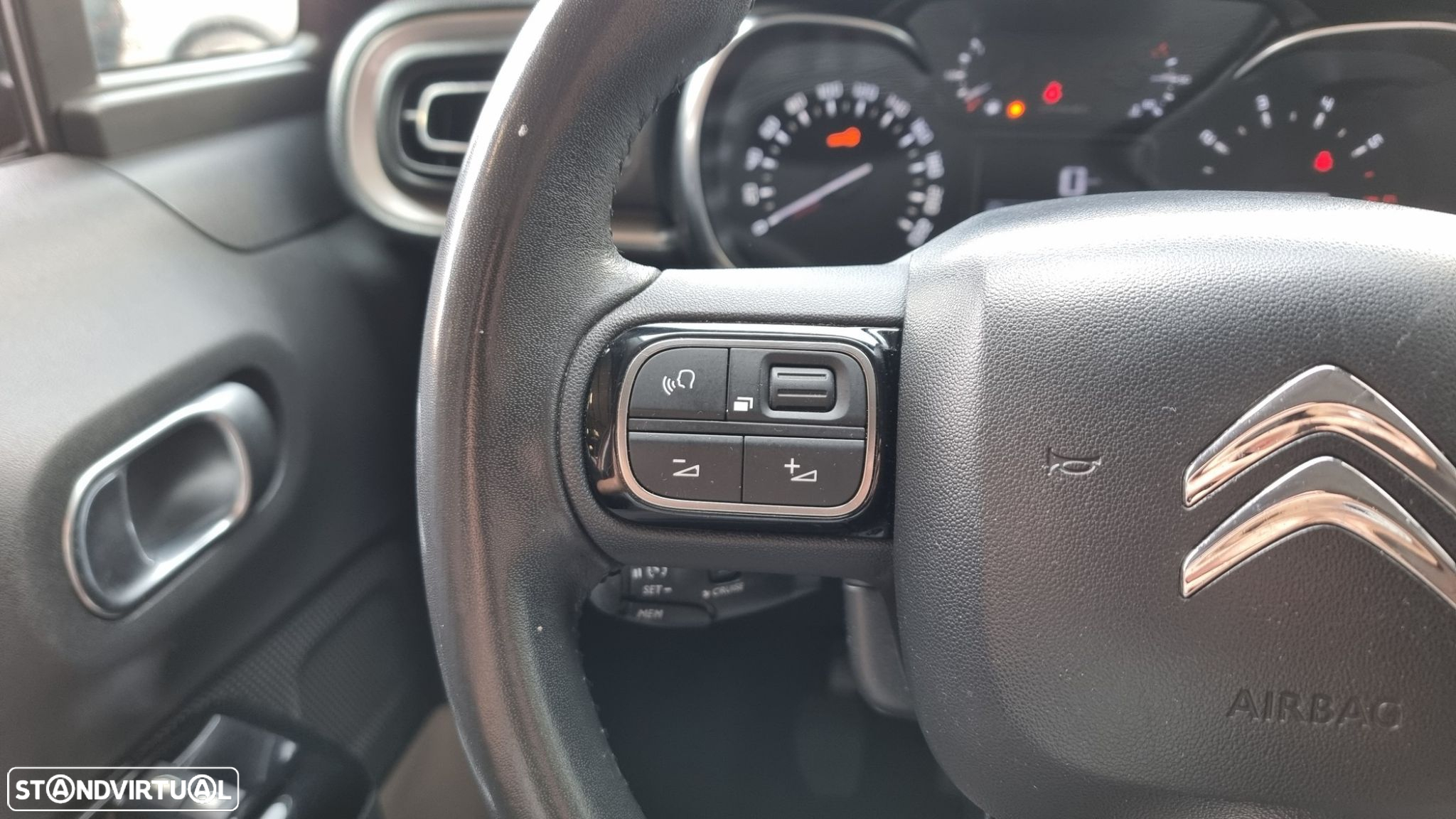 Citroën C3 1.2 PureTech Shine - 14