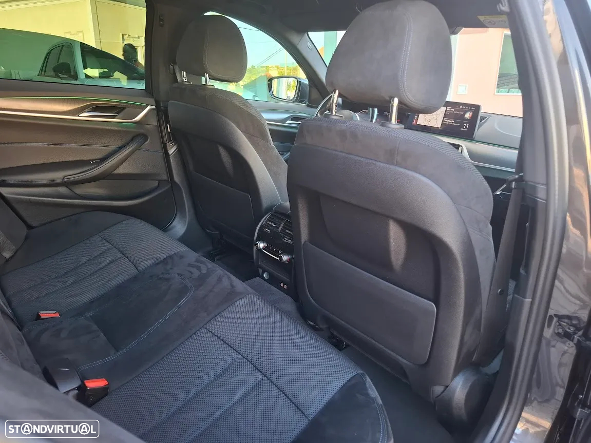 BMW 520 d Touring Aut. M Sport Edition - 39