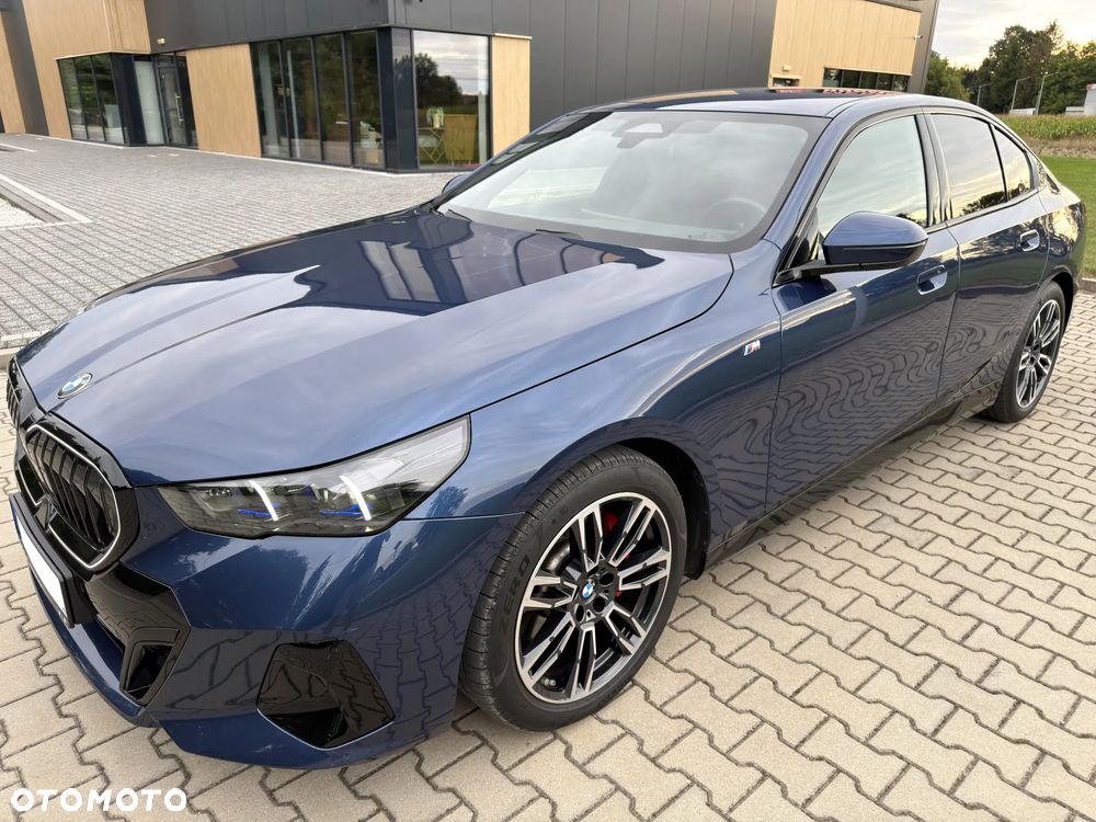 BMW Seria 5 520d xDrive mHEV M Sport - 1