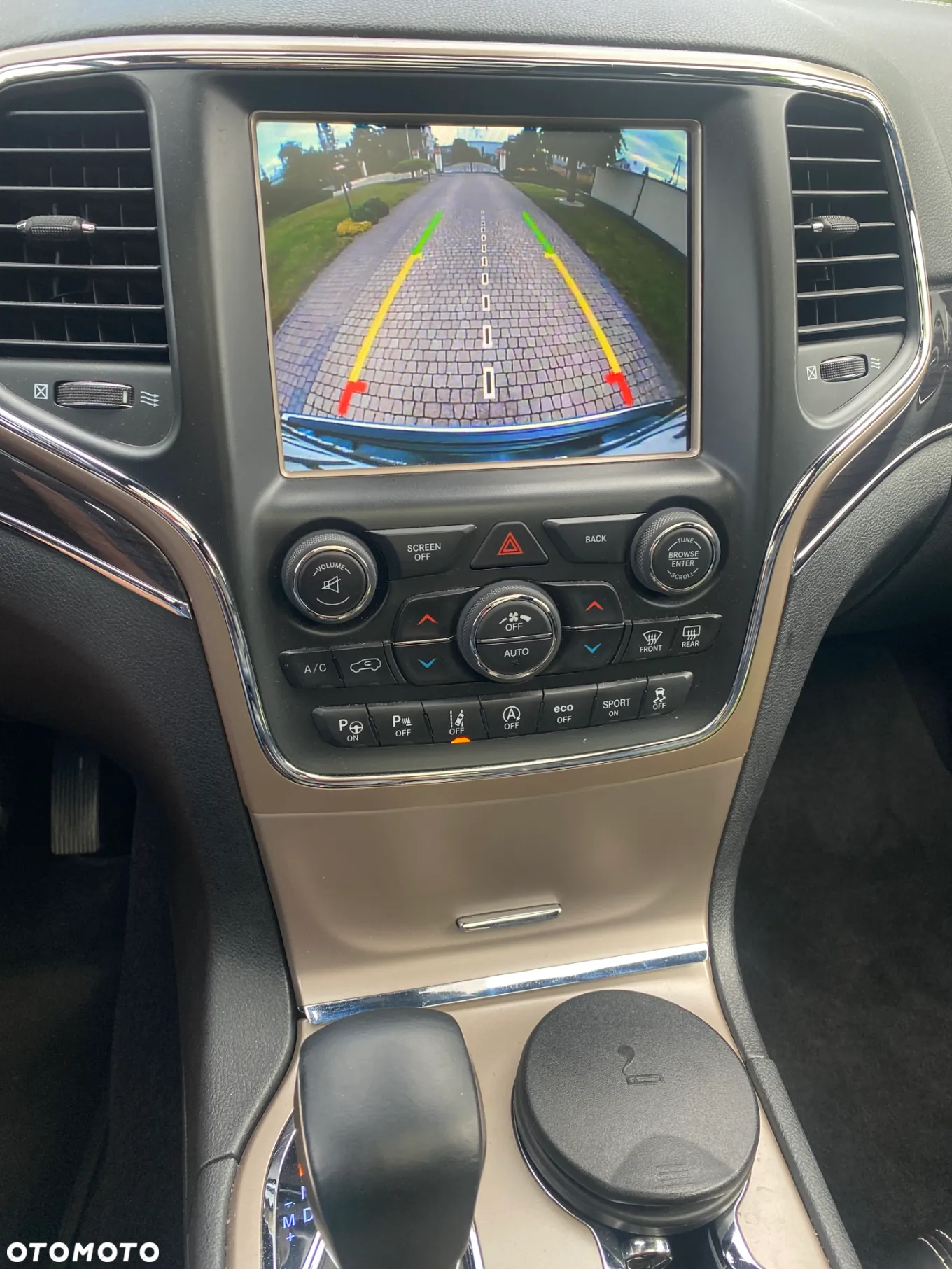 Jeep Grand Cherokee 3.0 CRD Overland - 24