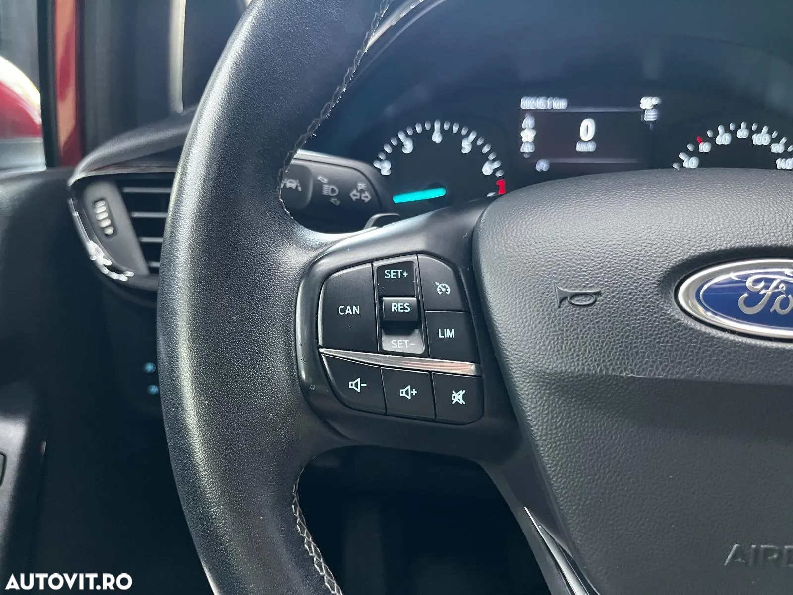 Ford Fiesta 1.0 EcoBoost Powershift Trend - 19
