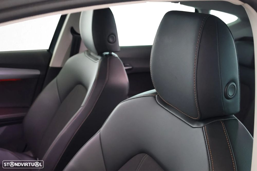 Cupra Formentor 1.4 e-Hybrid DSG - 23