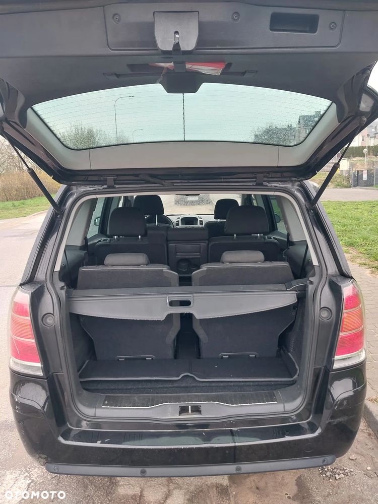 Opel Zafira 1.9 CDTI Edition - 17