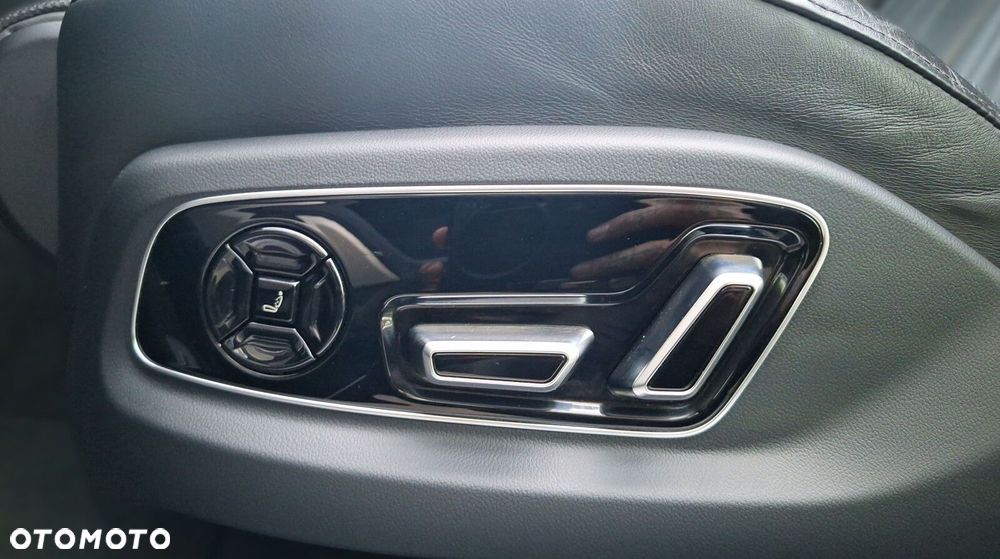 Audi A8 L 55 TFSI mHEV Quattro Tiptr - 33