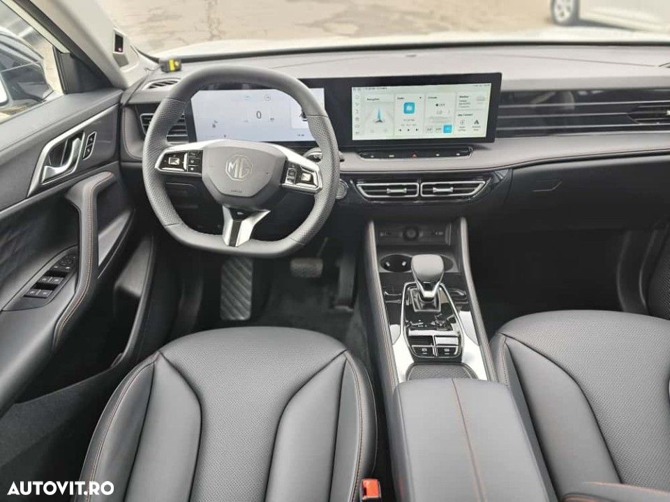 MG HS Luxury - 13