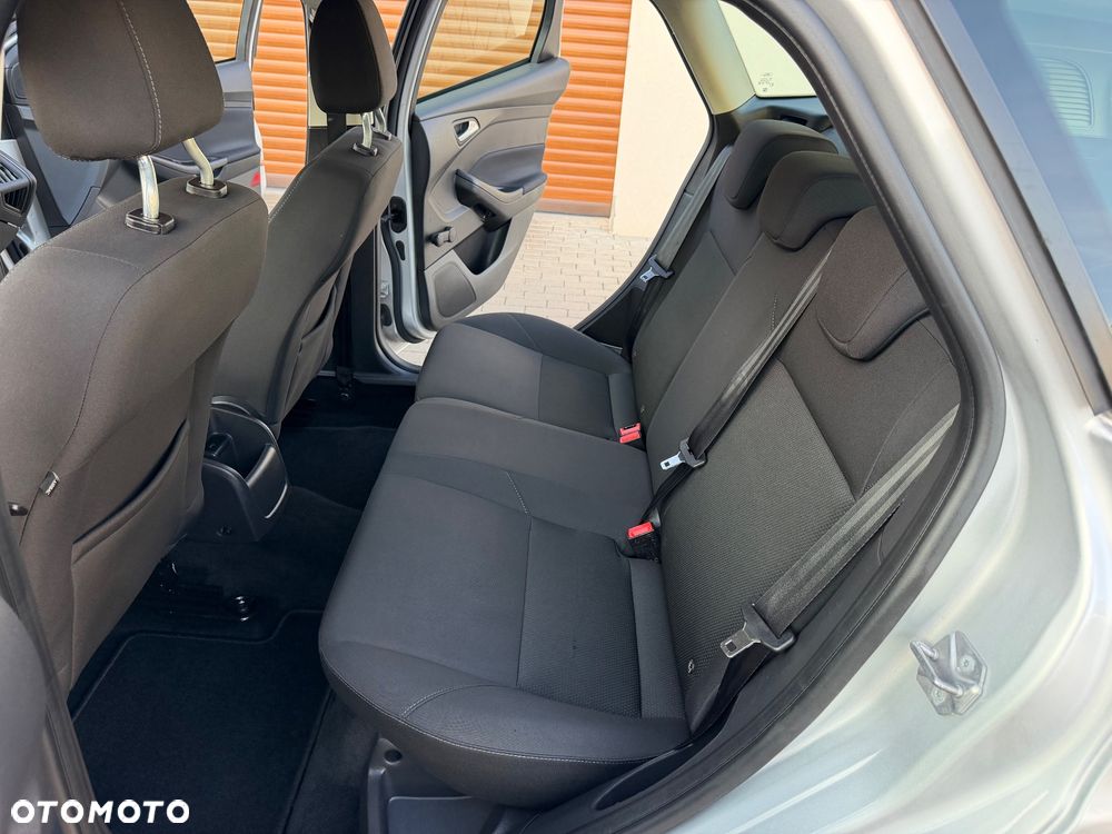 Ford Focus - 10