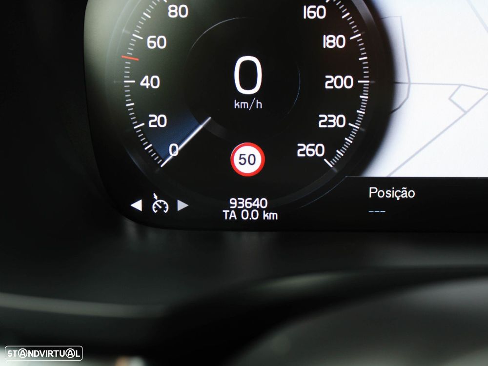 Volvo V60 2.0 D3 Momentum Plus Geartronic - 28