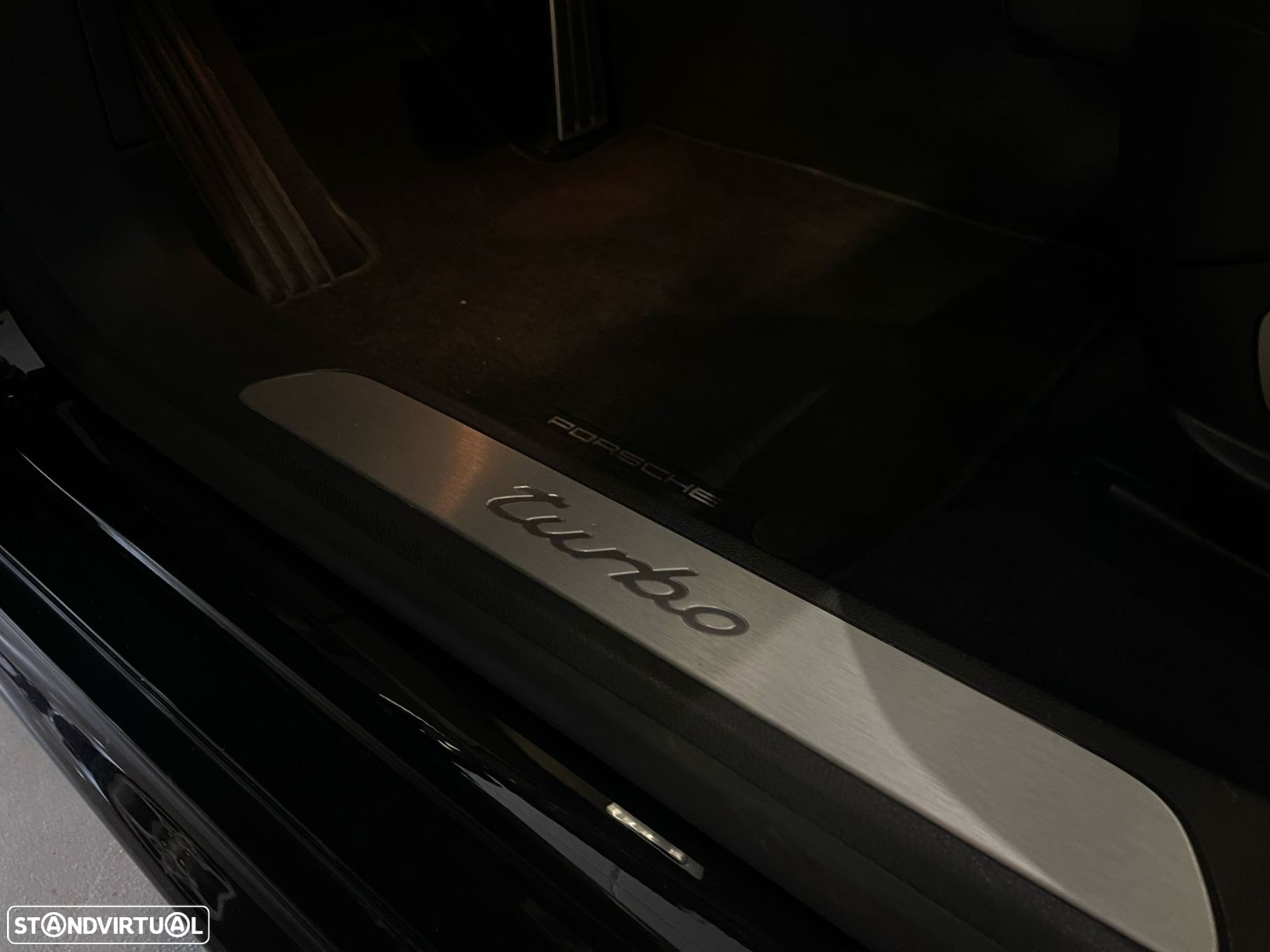 Porsche Panamera Turbo PDK - 9