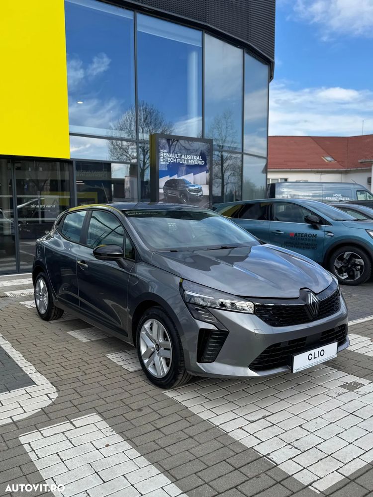 Renault Clio - 1