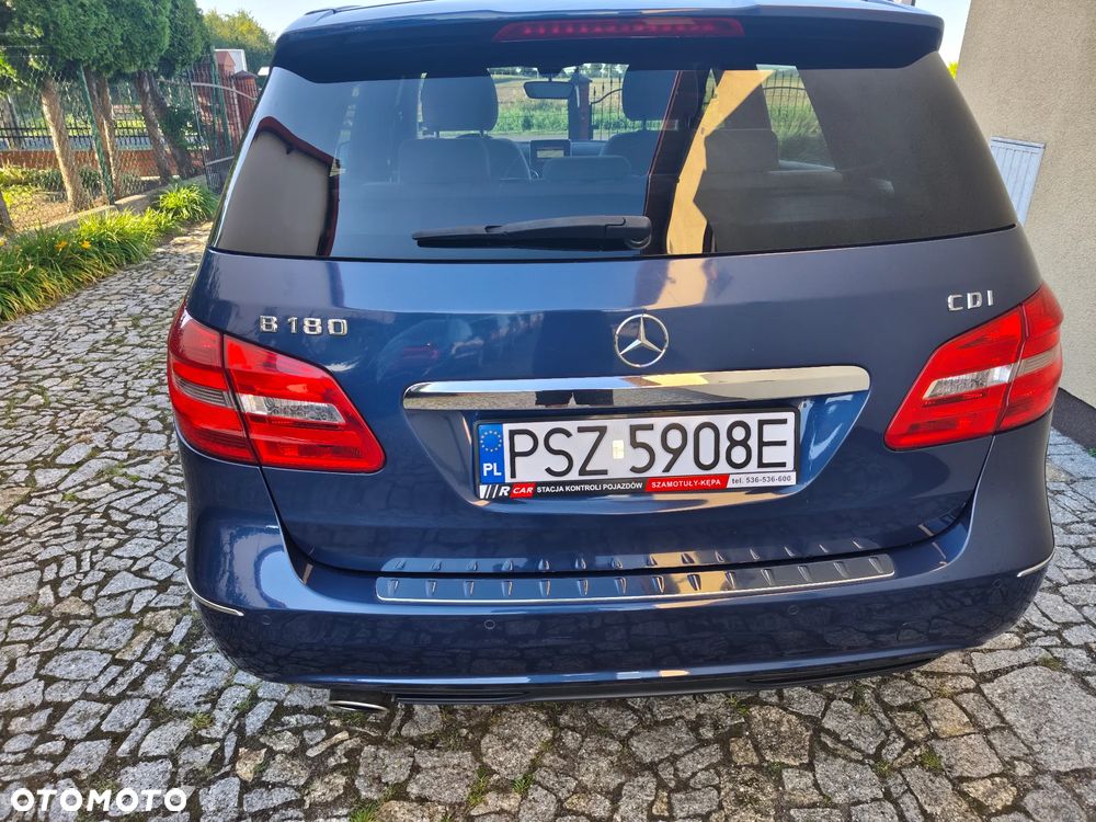 Mercedes-Benz Klasa B 180 CDI (BlueEFFICIENCY) - 7