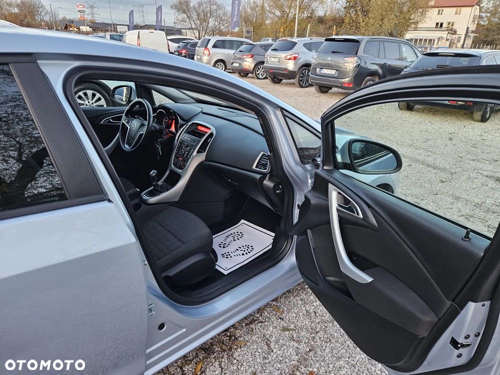 Opel Astra 1.4 Turbo Active - 25