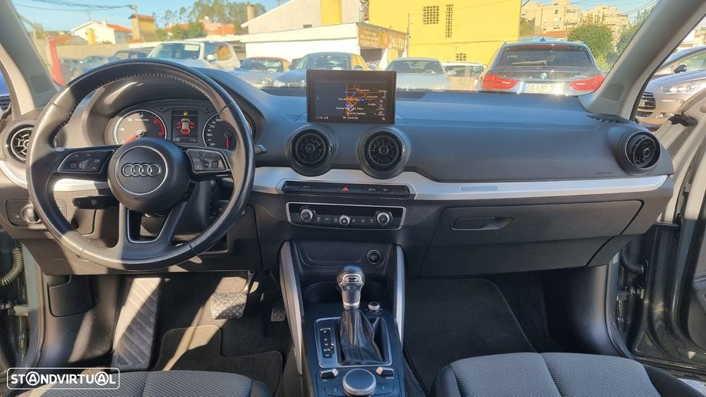 Audi Q2 1.6 TDI Design S tronic - 8