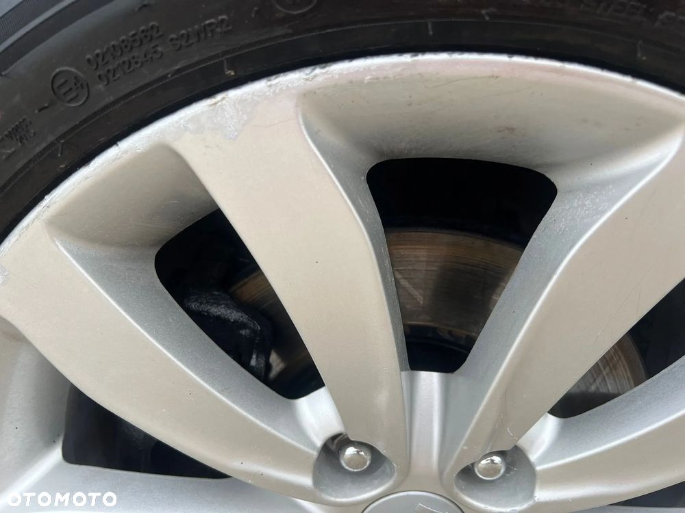 Kia Carens 1.7 CRDi XL 7os - 12