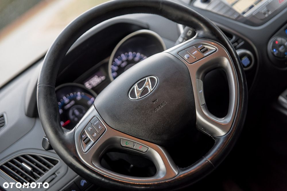 Hyundai ix35 2.0 CRDi Premium 4WD - 17
