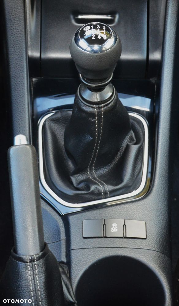 Toyota Auris - 28