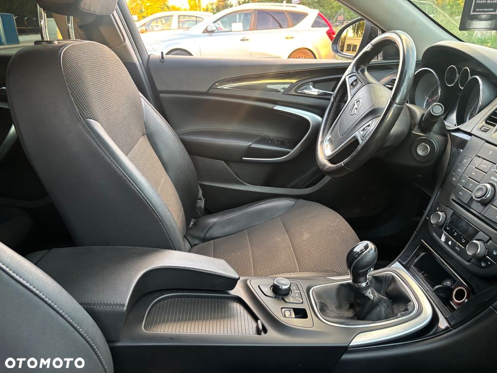 Opel Insignia 2.0 CDTI - 26