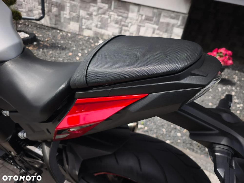 Suzuki GSX - 25