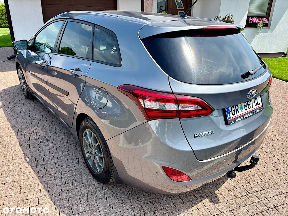 Hyundai i30 1.4 CRDi Premium - 14