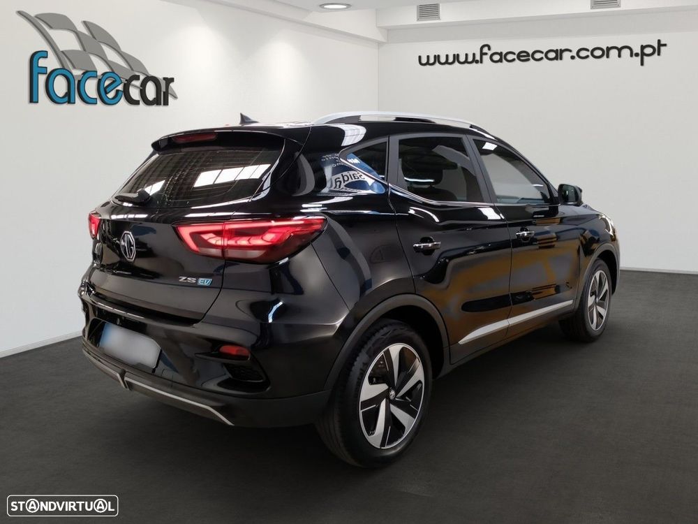 MG ZS EV 72.6 kWh Luxury - 3