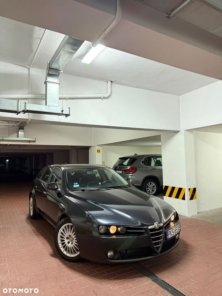 Alfa Romeo 159 2007 photo 4