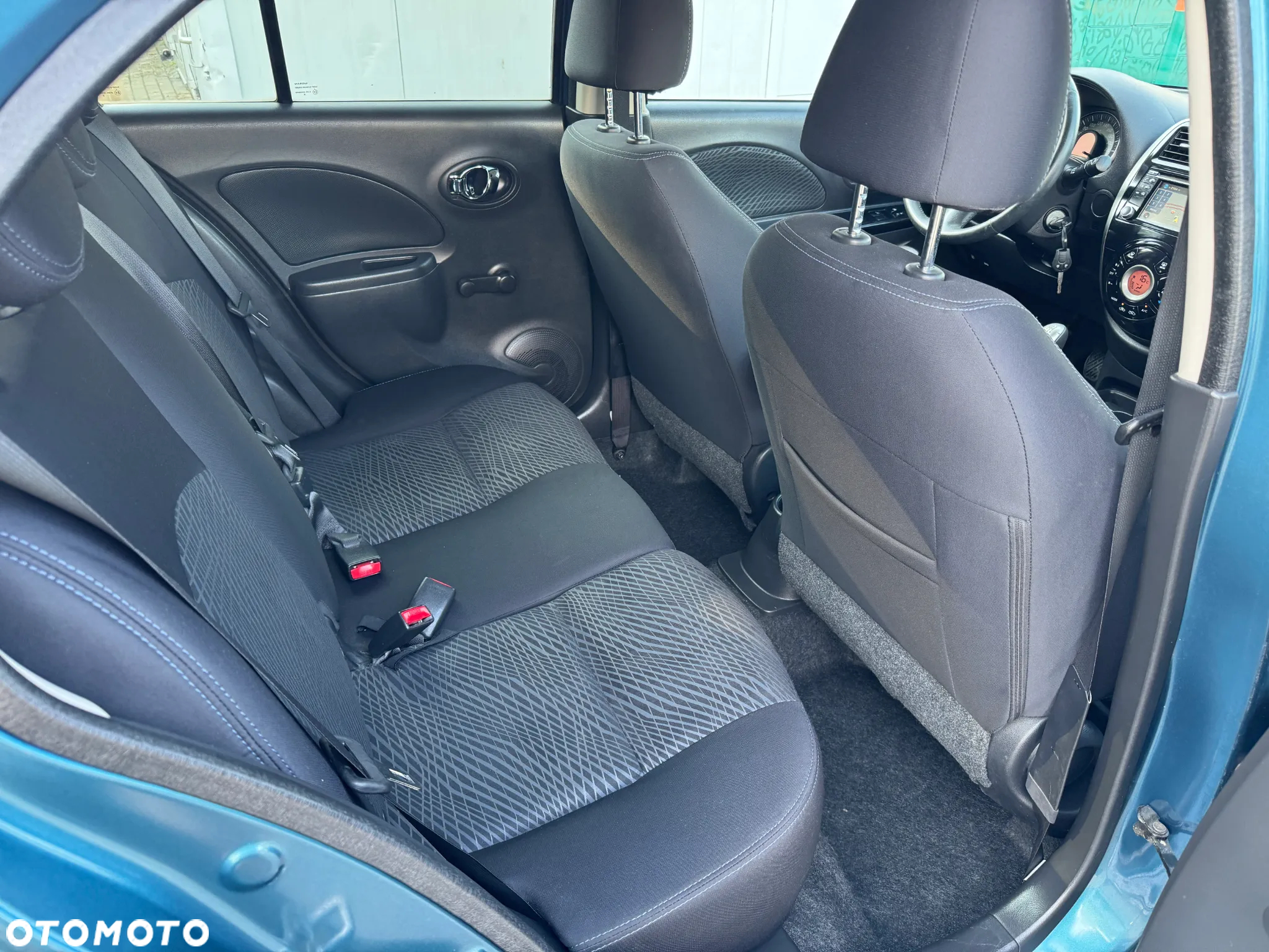 Nissan Micra 1.2 Tekna EU6 - 11