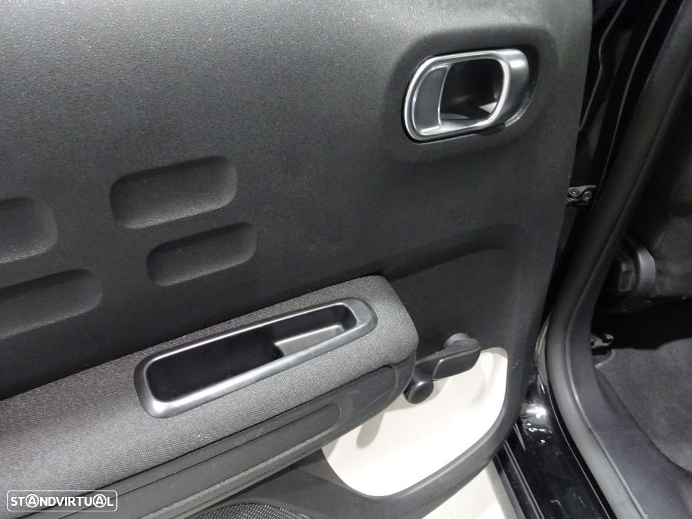 Citroën C3 1.2 PureTech Shine - 31