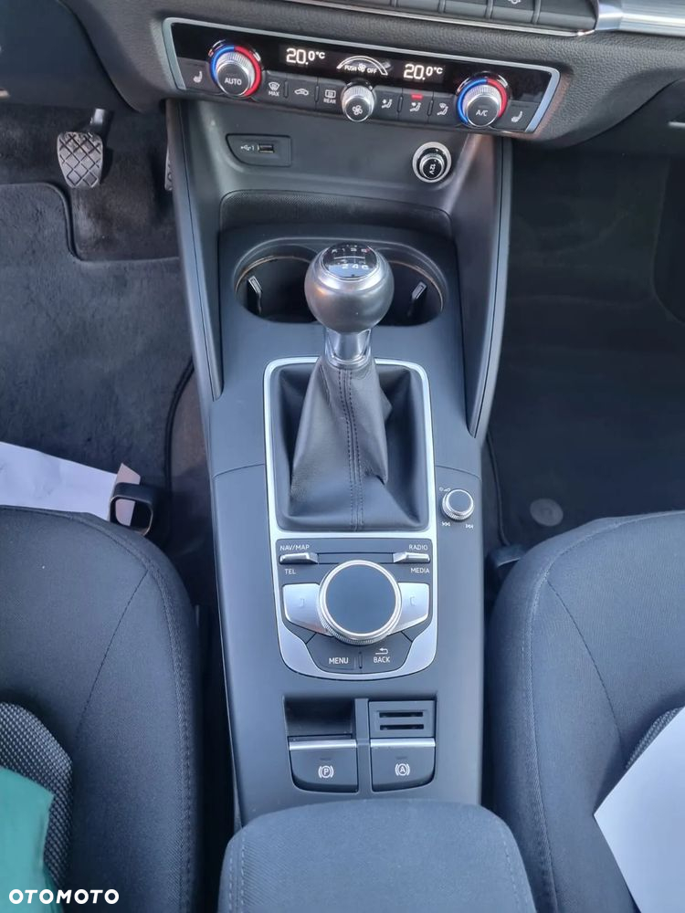 Audi A3 1.6 TDI Limousine - 20
