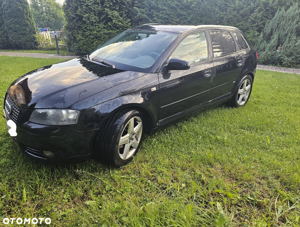Audi A3 Sportback - 1