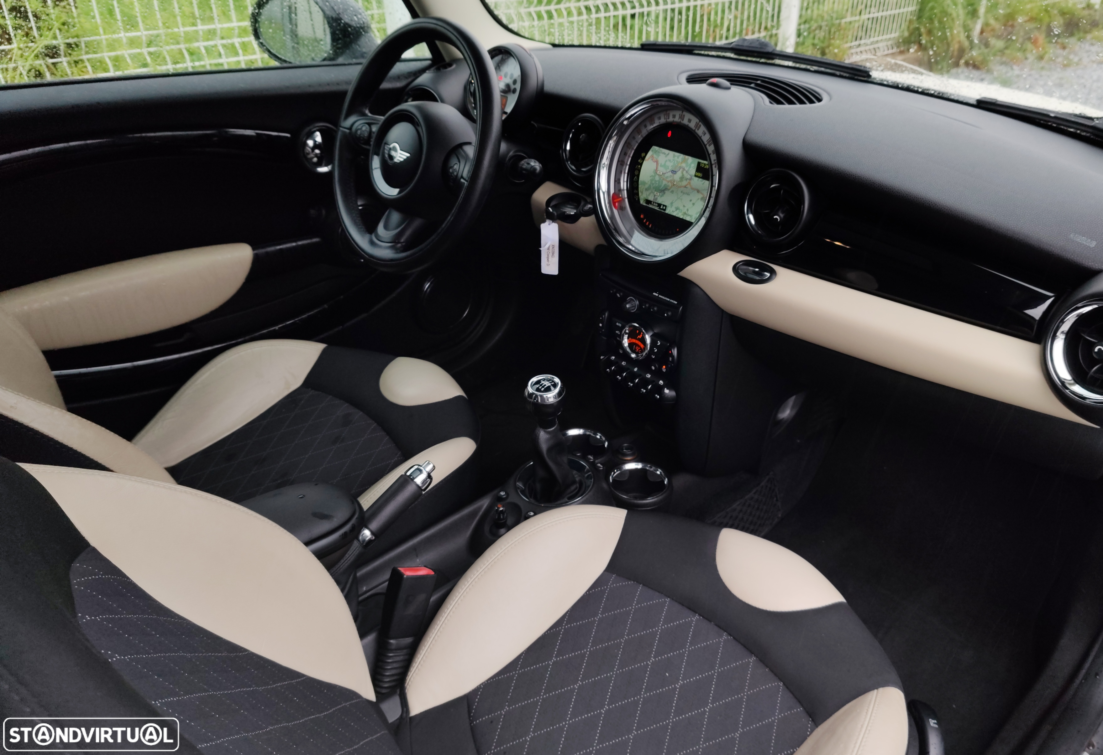 MINI 3 Portas Cooper D - 15