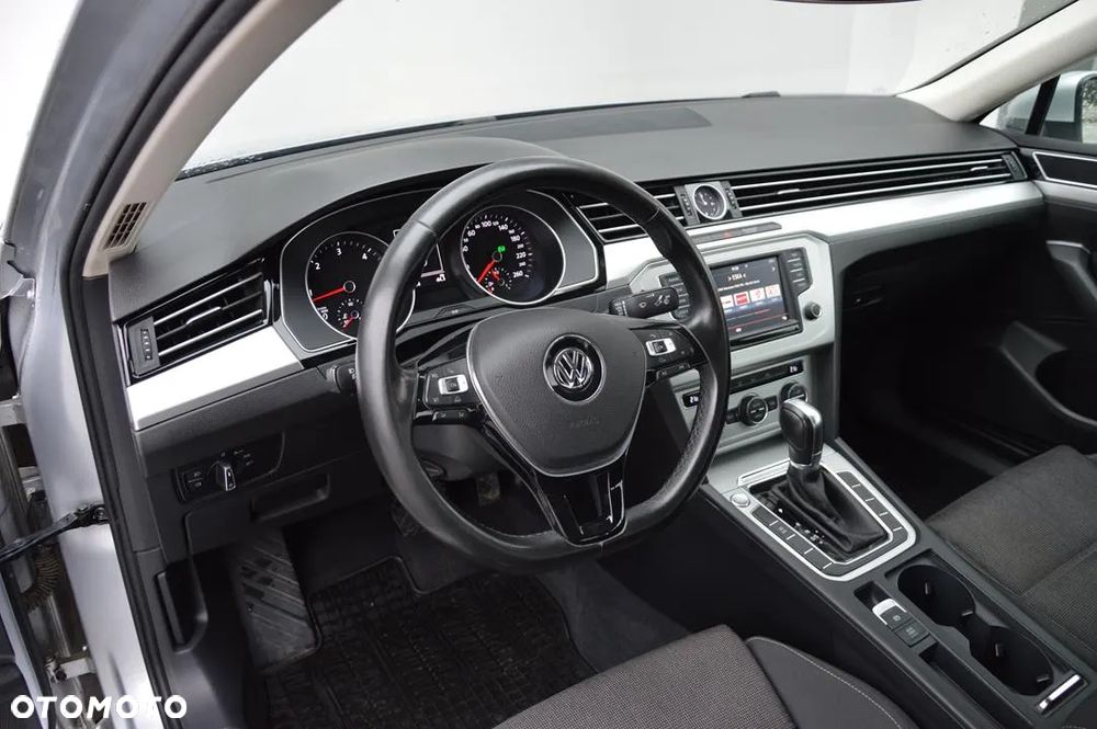 Volkswagen Passat 2.0 TDI BMT Highline DSG - 15