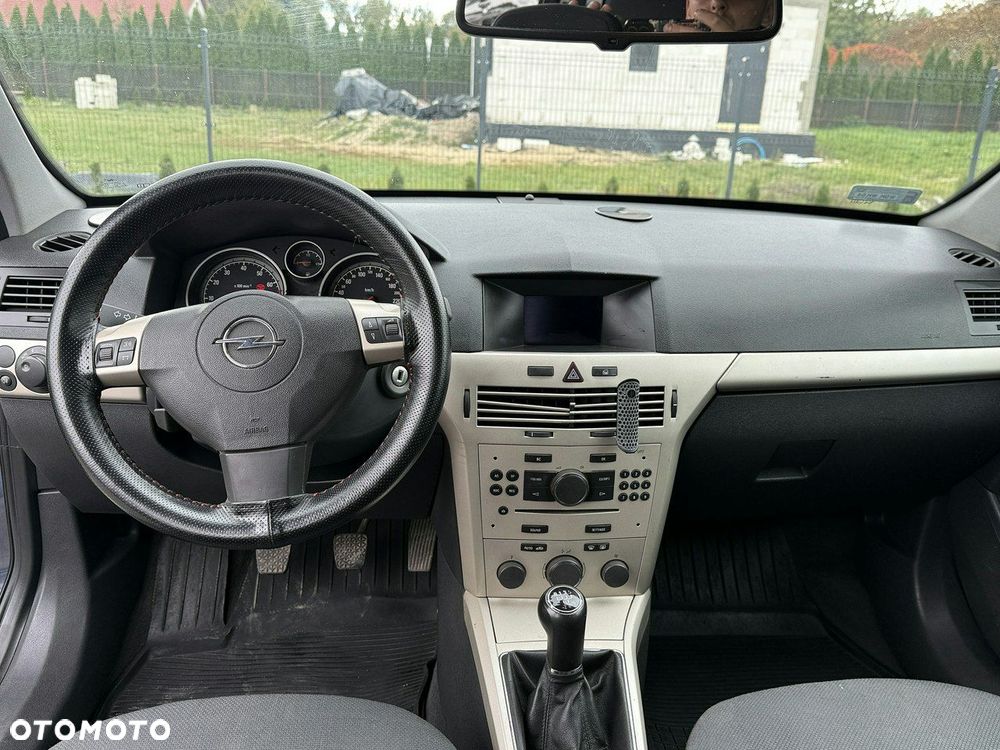 Opel Astra 1.6 Sports Tourer Design Edition - 8