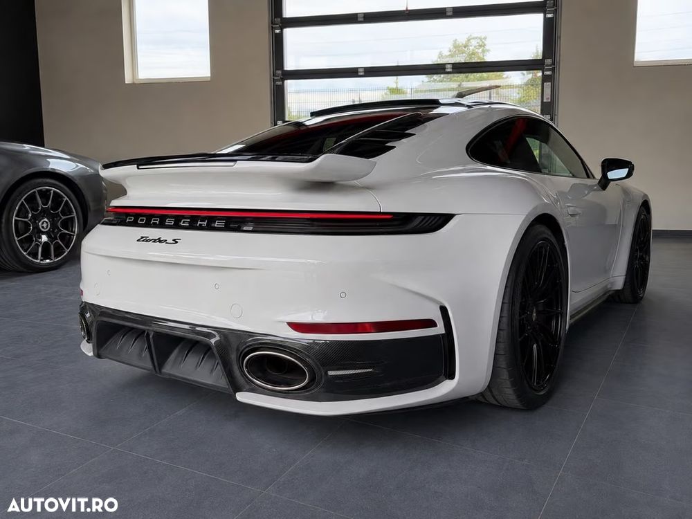 Porsche 992 TURBO S - 9