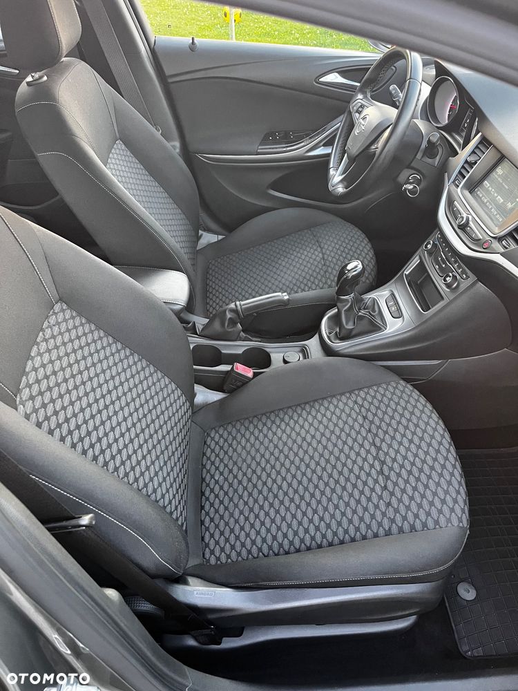 Opel Astra 1.4 T Dynamic - 15