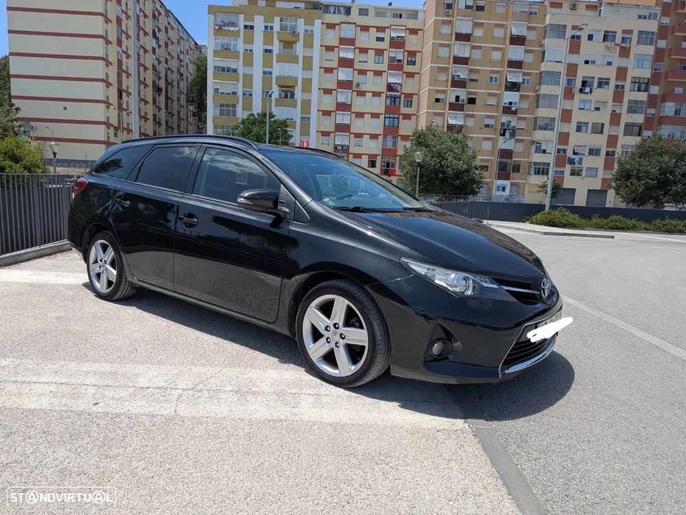 Toyota Auris Touring Sports 1.4 D-4D Com+P.Sport - 2