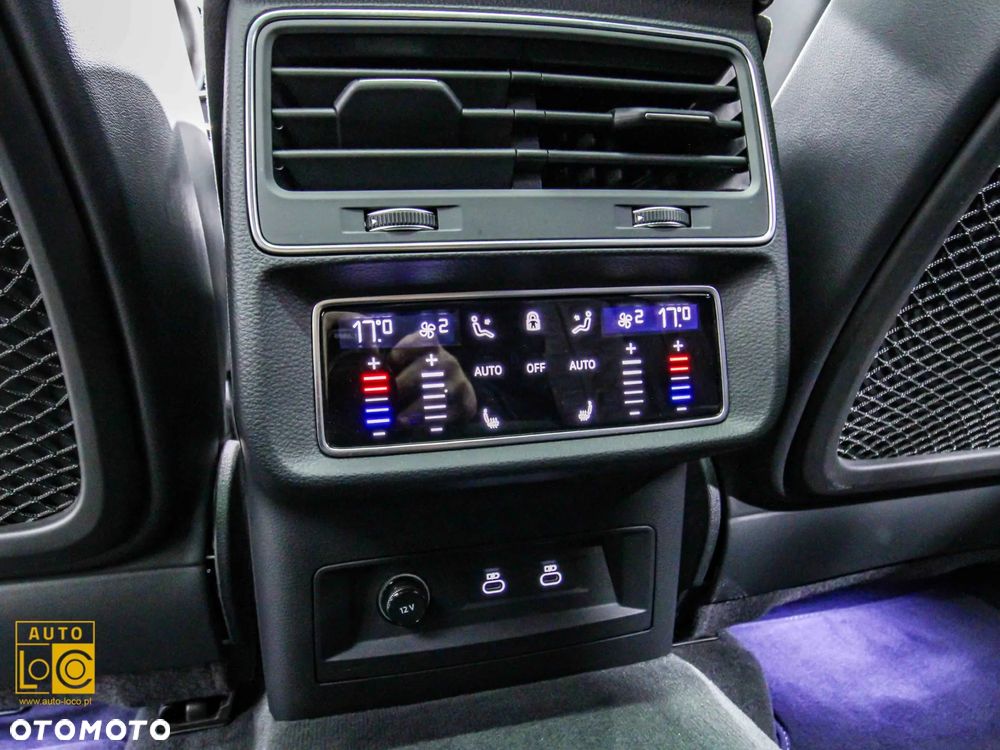 Audi RS Q8 TFSI quattro tiptronic - 24