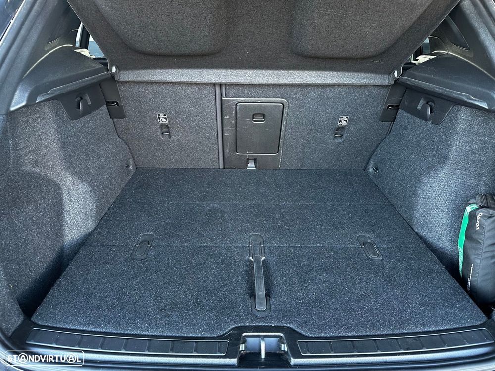 Volvo XC 40 Recharge Pro - 31