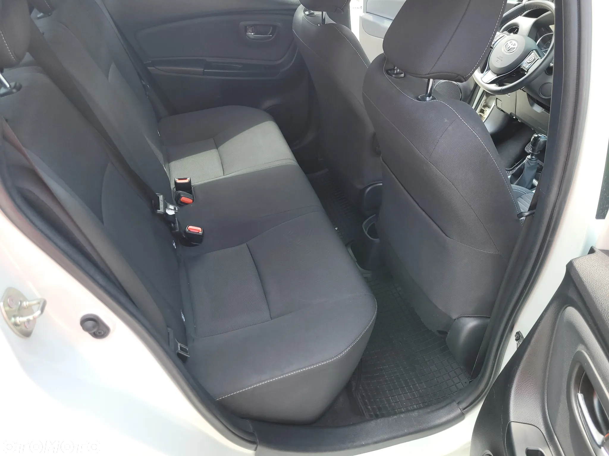 Toyota Yaris 1.5 Selection - 13