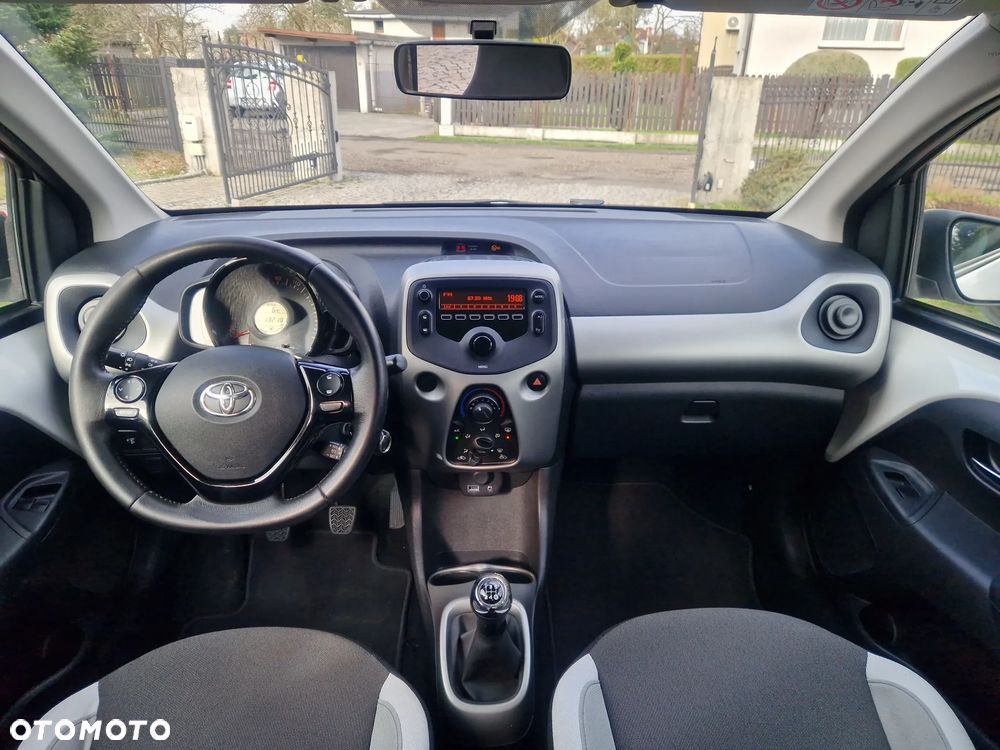 Toyota Aygo x-cite - 14