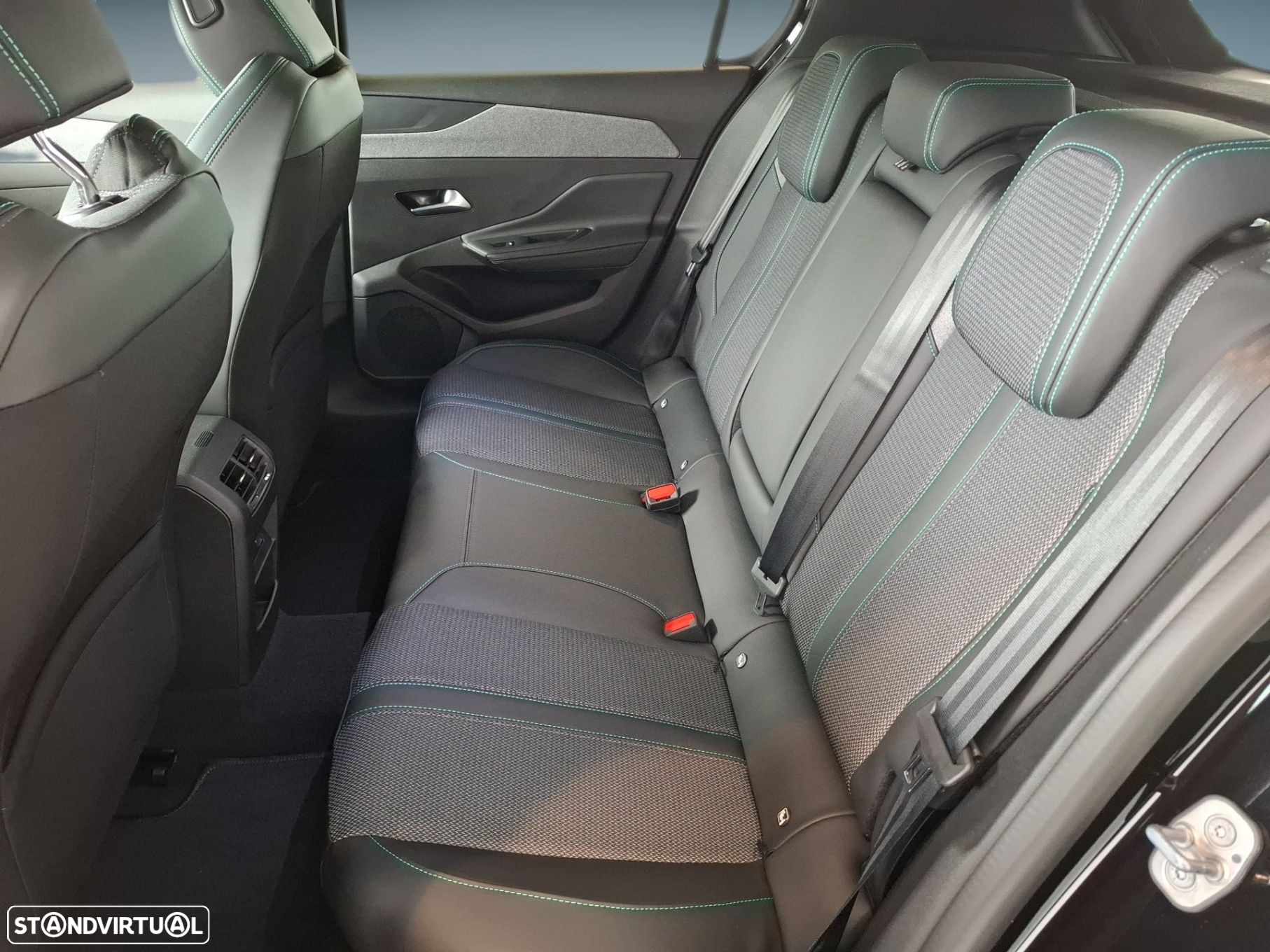 Peugeot 308 1.2 PureTech Allure - 13