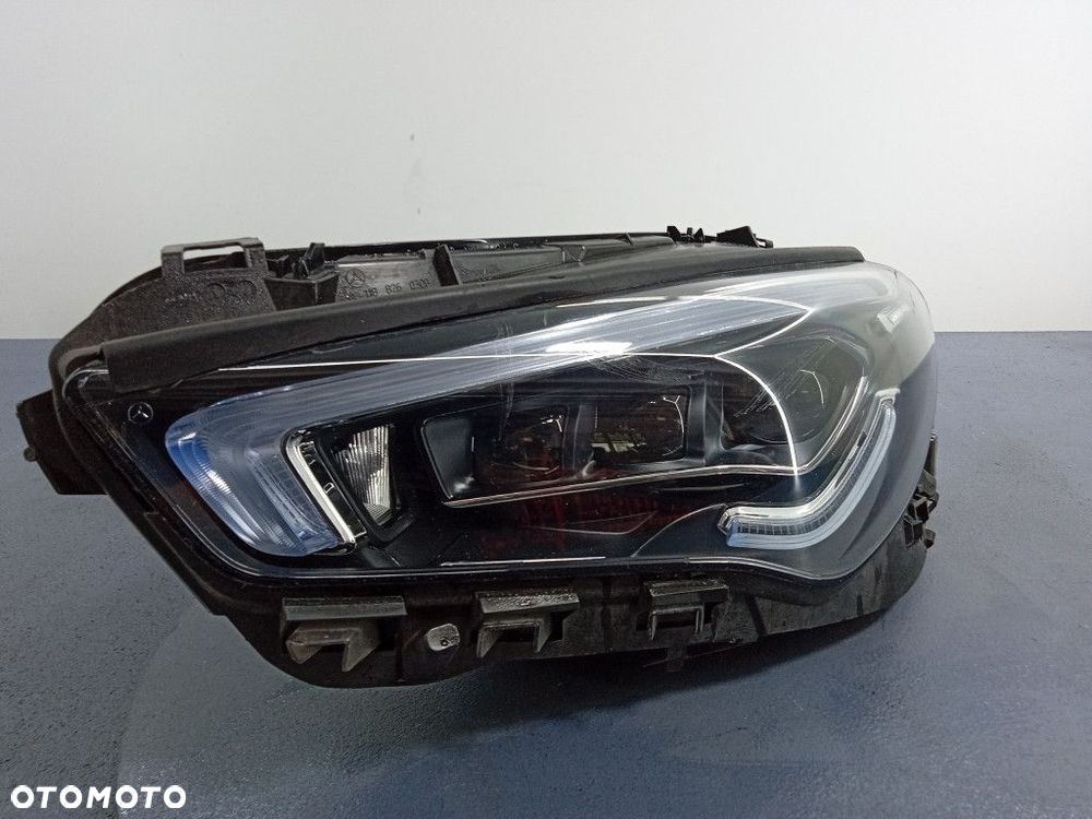 CLA W118 REFLEKTOR LEWY MULTIBEAM LED A1189068900 - 1
