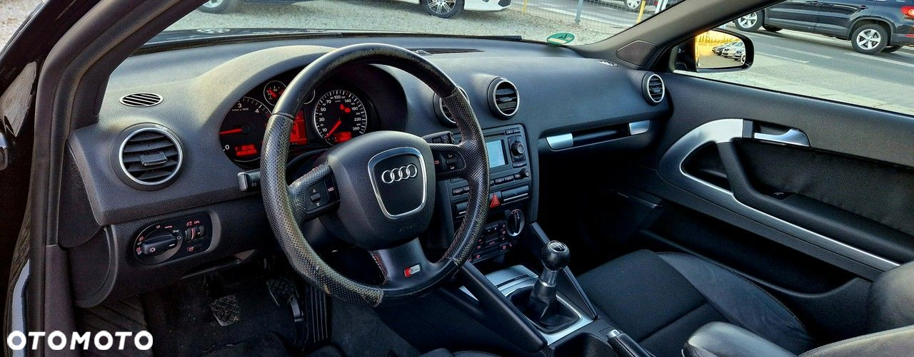 Audi A3 2.0 TDI S Line Sportpaket plus - 25