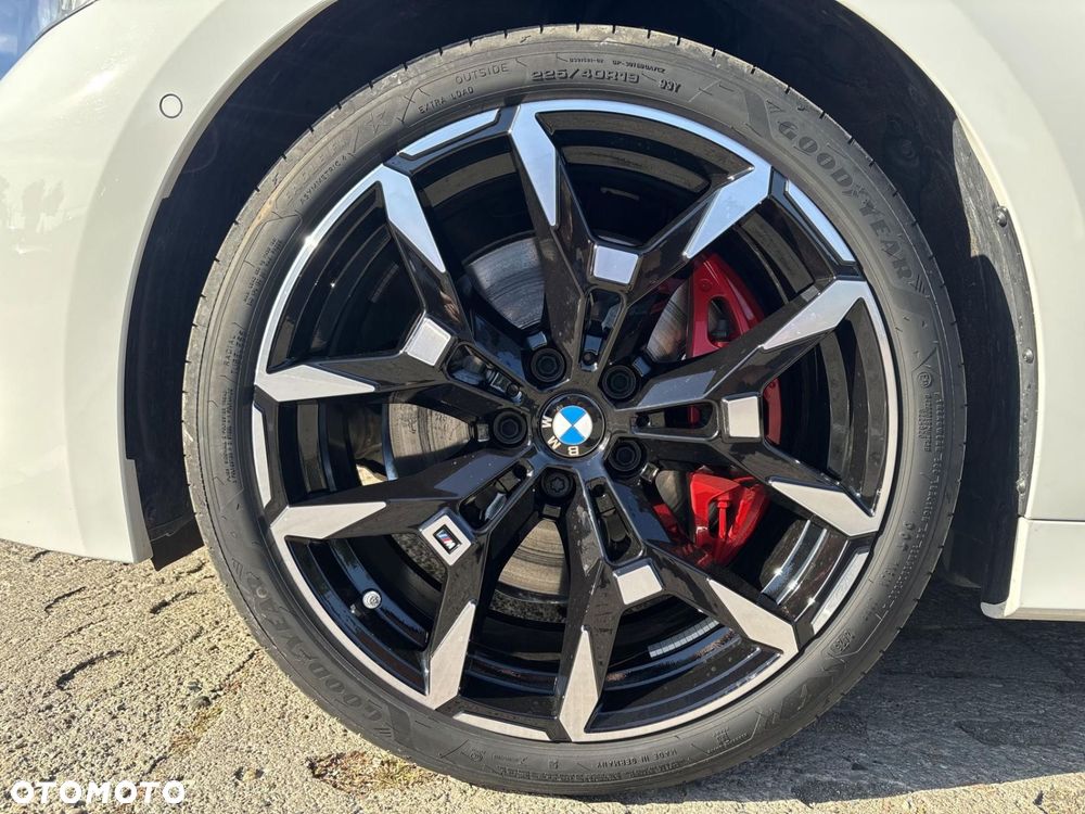 BMW Seria 3 2025 photo 4